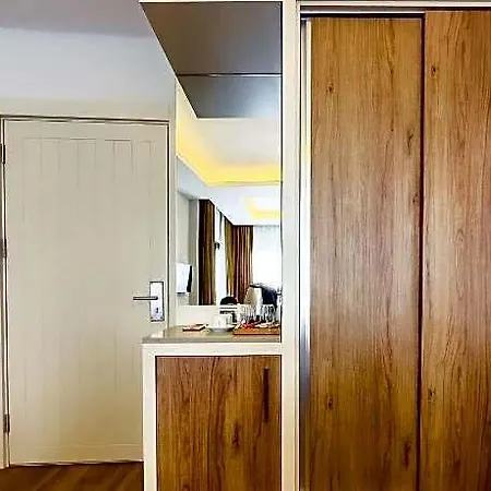 Отель Dedeoglu Port 3*